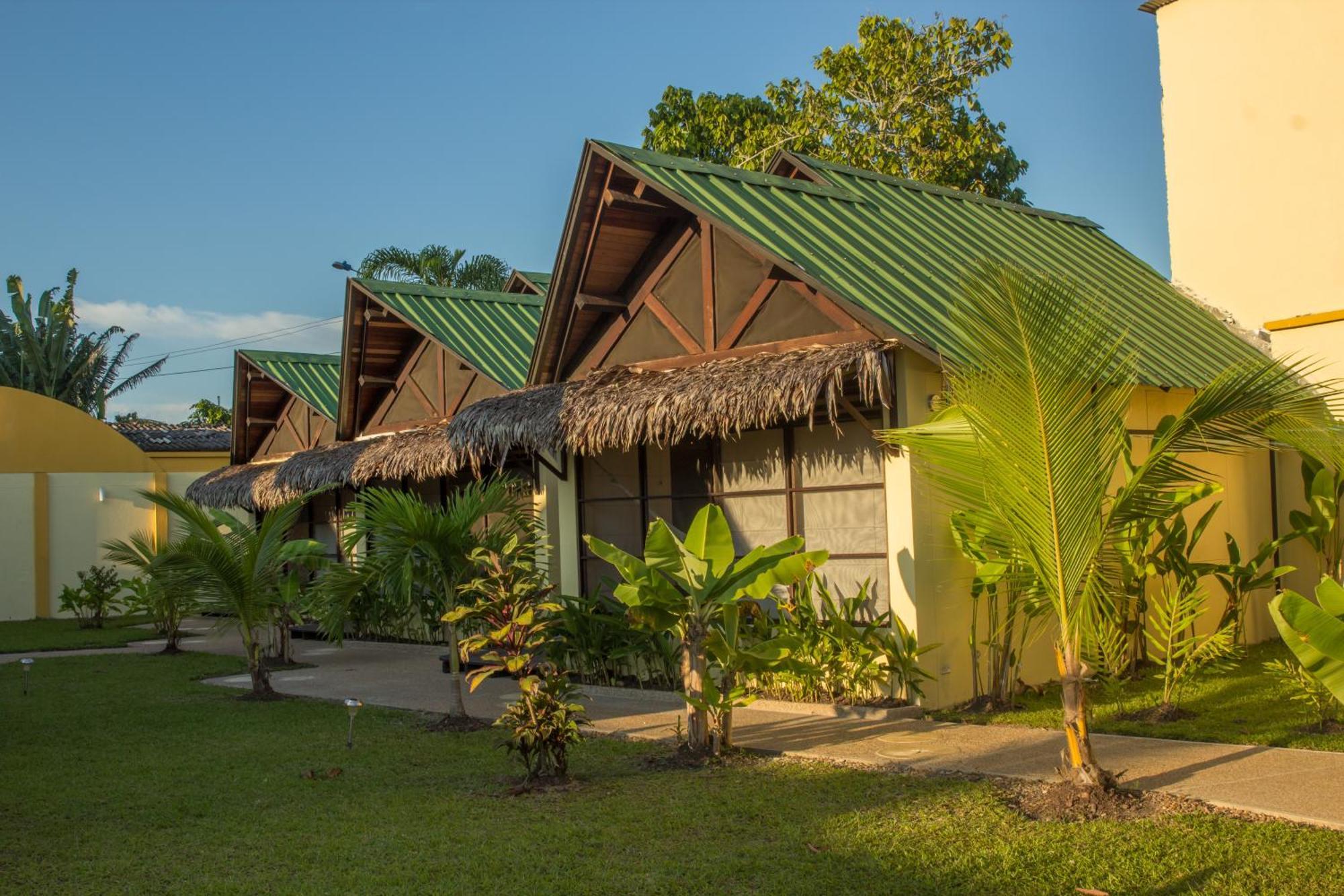 Hotel Amazon Bed And Breakfast Leticia Buitenkant foto
