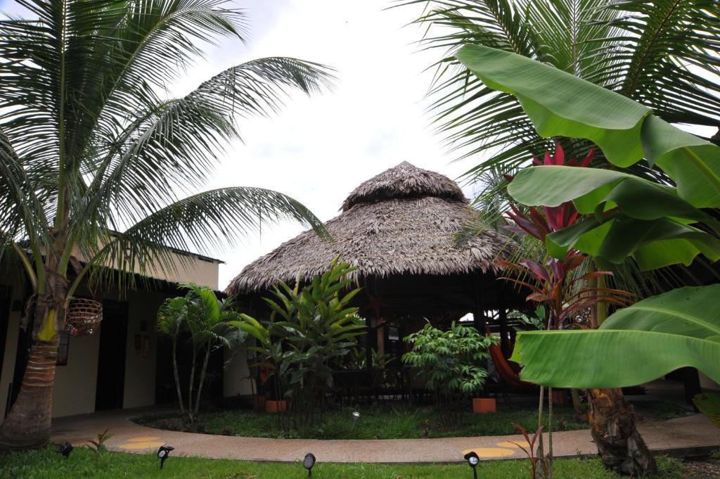 Hotel Amazon Bed And Breakfast Leticia Buitenkant foto